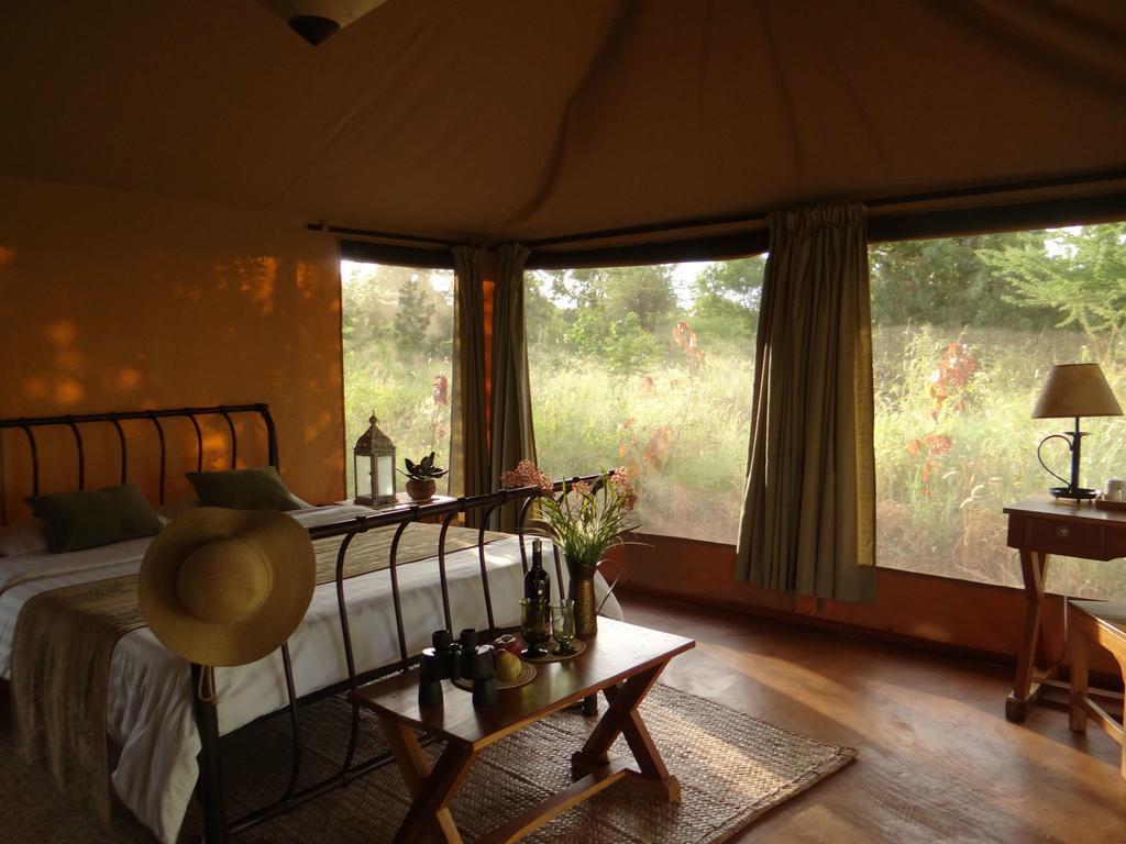 Ikweta Safari Camp Hotel Maua Eksteriør billede